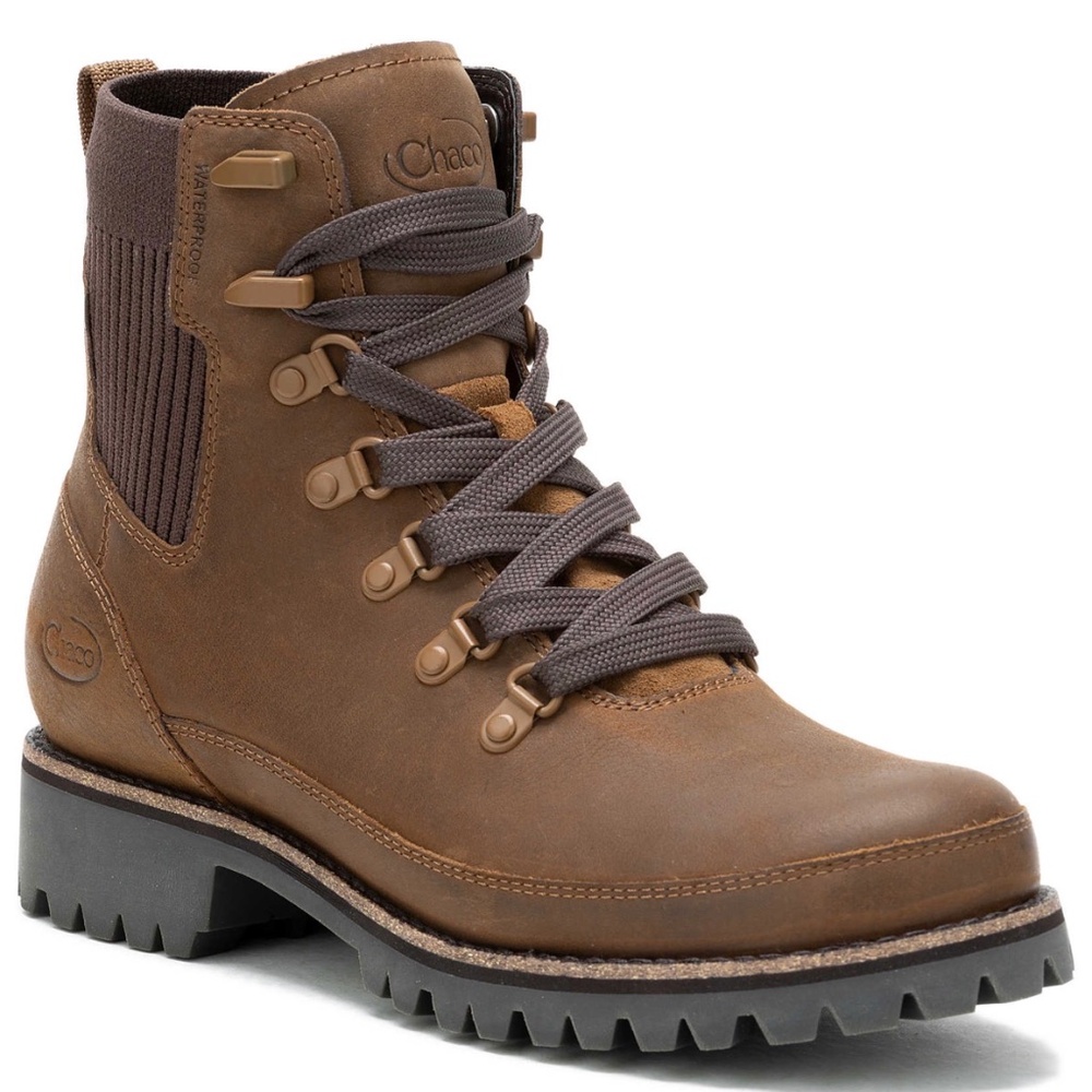 Chaco Fields leather boot sz 7